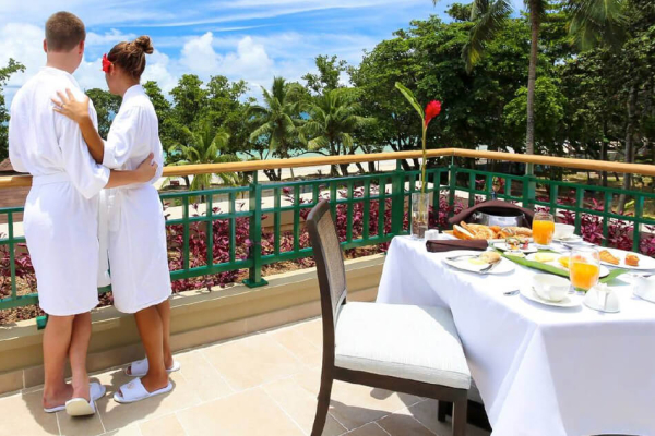 Свадебная церемония в Savoy Seychelles Resort & Spa